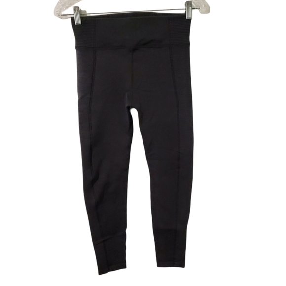 Aerie Offline Dark Charcoal Gray Ribbed High Waisted Cropped Leggings Medium - Picture 2 of 10